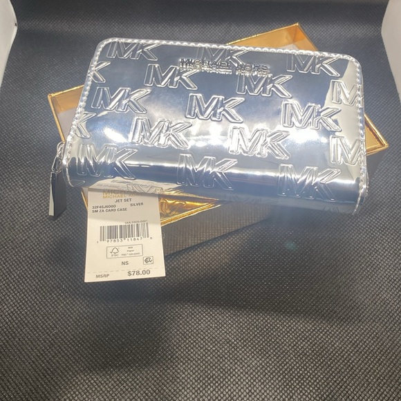 🩶MICHAEL KORS🩶Silver Jet Set Small Zip Around Card Case In Gift Box/NWT - Picture 6 of 9